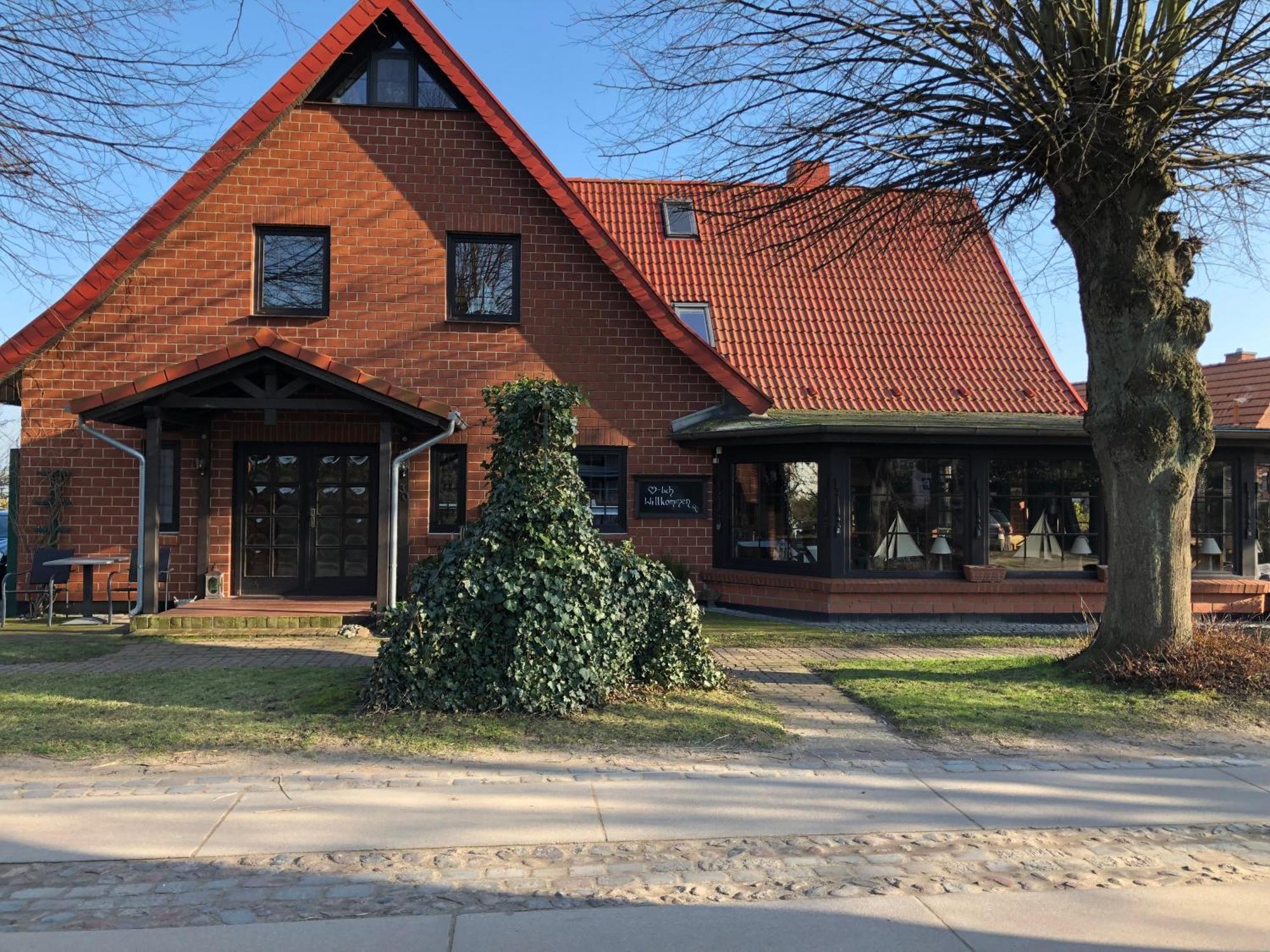 Landhaus Schlunt ヴストロ エクステリア 写真